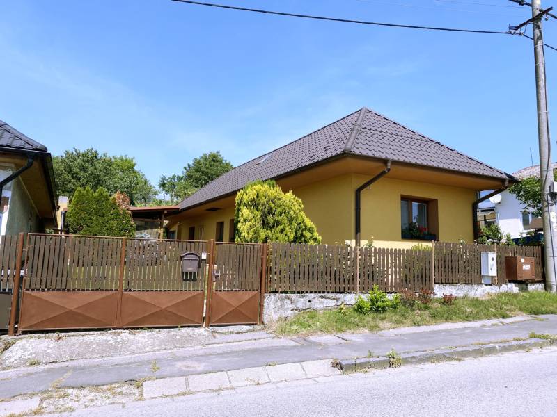 ulica.jpg