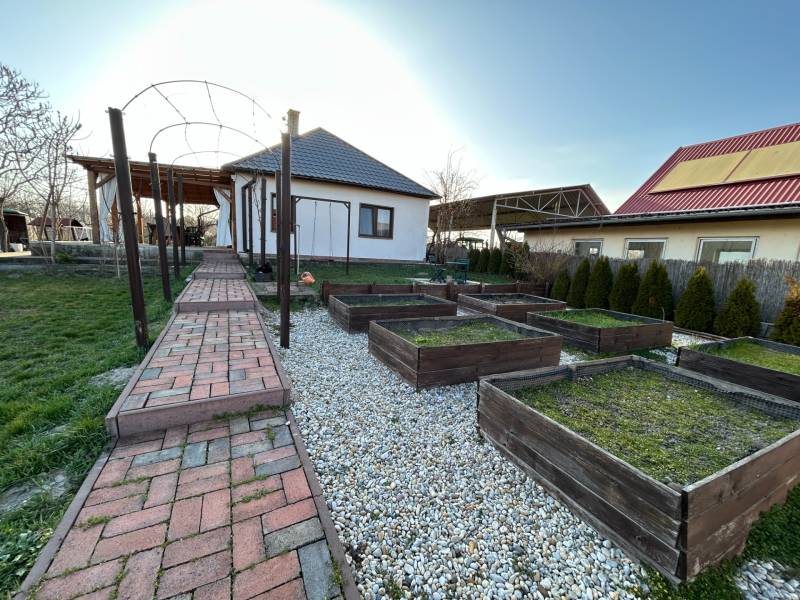 IMG_8912 predzahrada.jpg